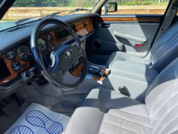 Used Daimler Double Six 1992 for sale - 73873740: Photo