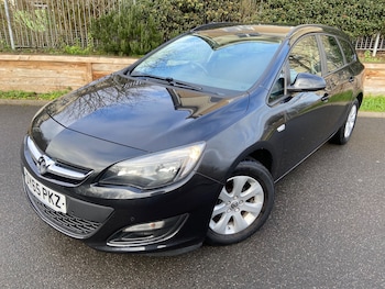 Used Vauxhall Astra 2015 for sale - 77520053: Photo