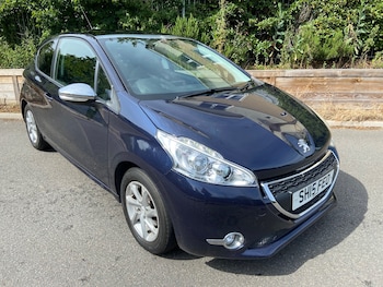 Used Peugeot 208 2015 for sale - 78412984: Photo