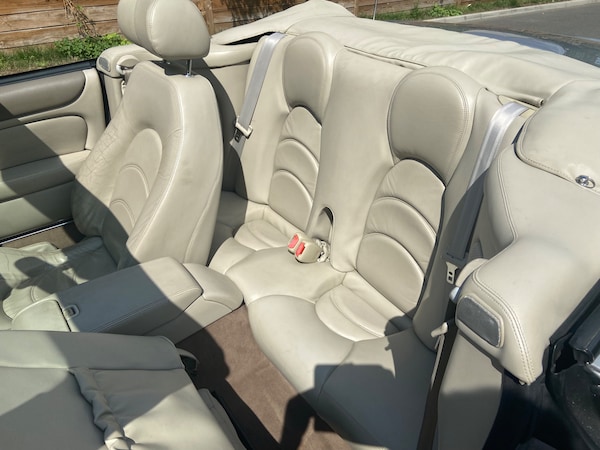 Used Jaguar XKR 2000 for sale - 73873731: Photo 12