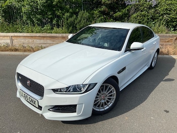 Used Jaguar XE 2015 for sale - 78509518: Photo