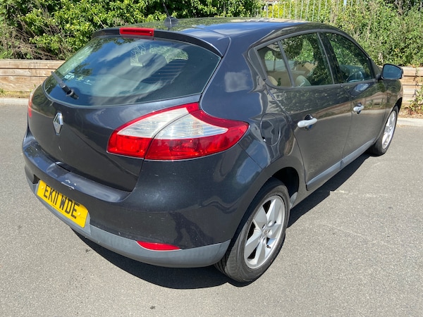 Used Renault Megane 2011 for sale - 76320027: Photo 5