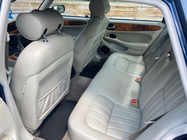 Used Jaguar XJ 1998 for sale - 76320053: Photo 10