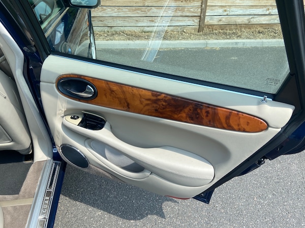 Used Jaguar XJ 1998 for sale - 76320053: Photo 5