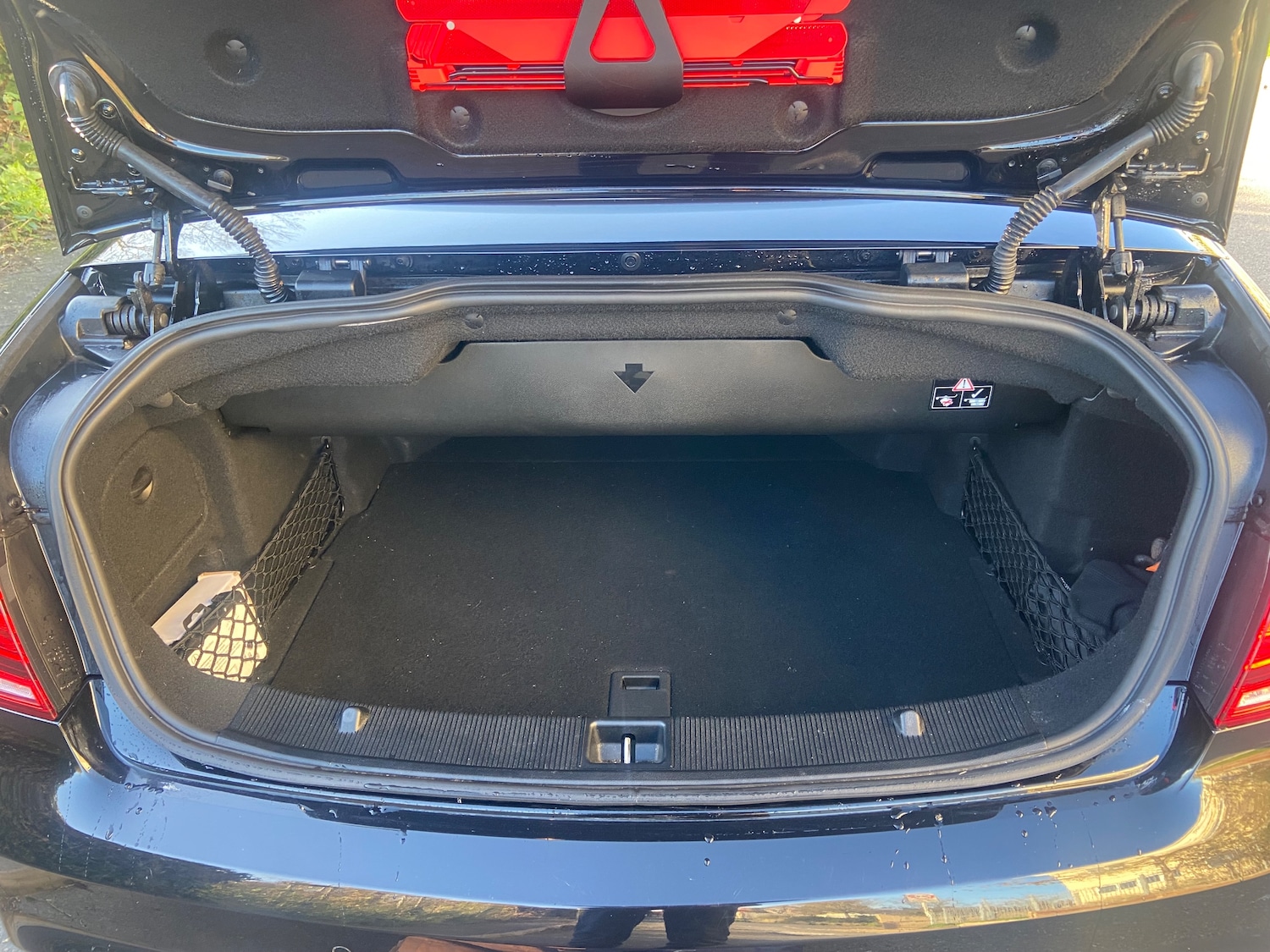 Used Mercedes-Benz E Class 2014 for sale - 76663123: Photo 32