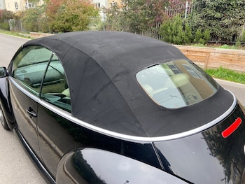 Used Volkswagen Beetle 2003 for sale - 76149184: Photo