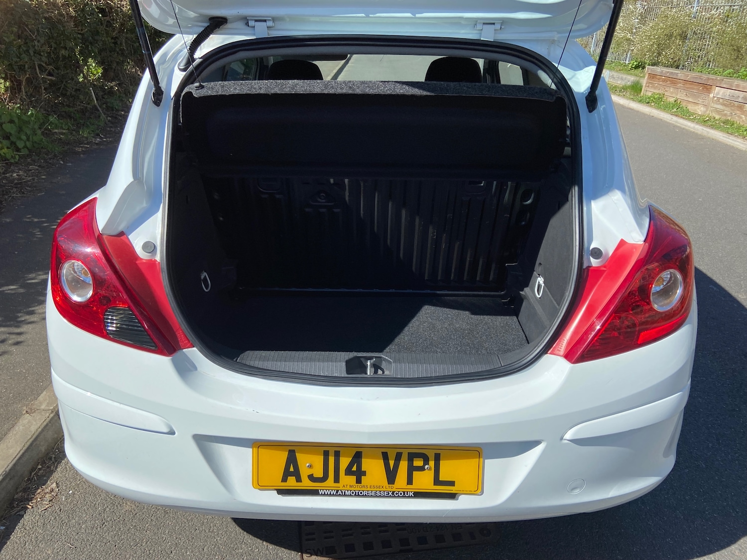 Used Vauxhall Corsa 2014 for sale - 78029084: Photo 10