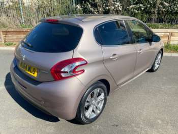 Used Peugeot 208 2014 for sale - 74214821: Photo