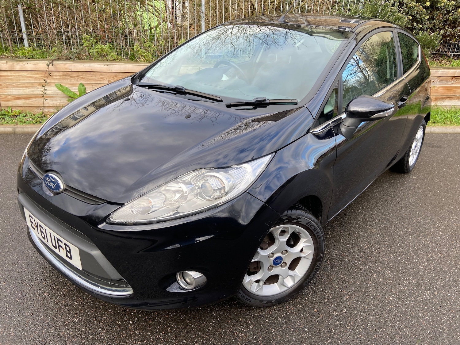 Used Ford Fiesta 2011 for sale - 77897439: Photo 1