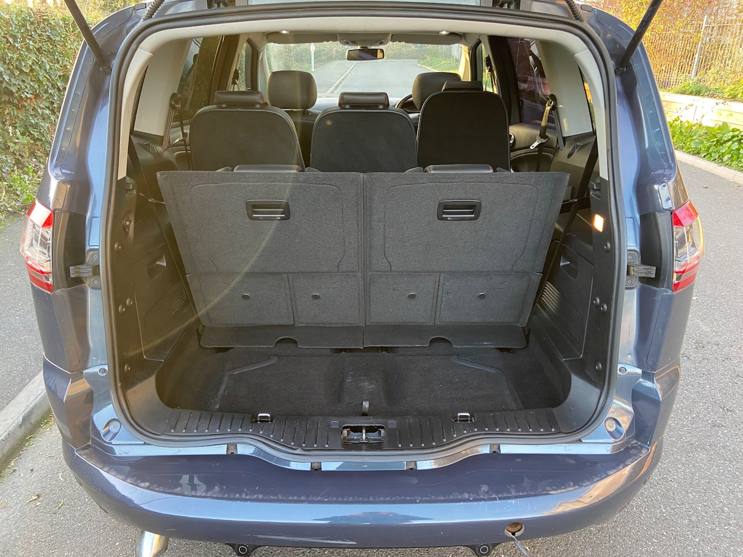 Used Ford S-Max 2011 for sale - 76590674: Photo 12