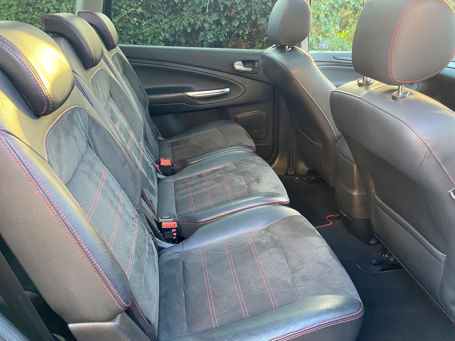 Used Ford S-Max 2011 for sale - 76590674: Photo 13