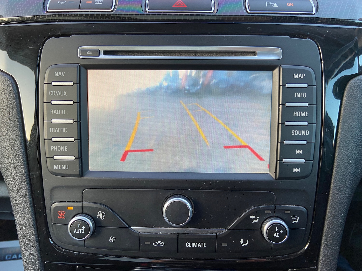 Used Ford S-Max 2011 for sale - 76590674: Photo 8