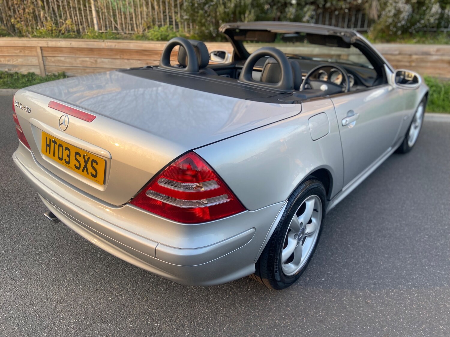 Used Mercedes-Benz SLK 2003 for sale - 77946236: Photo 4