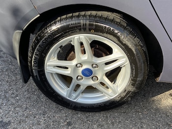 Used Ford Fiesta 2014 for sale - 76480790: Photo