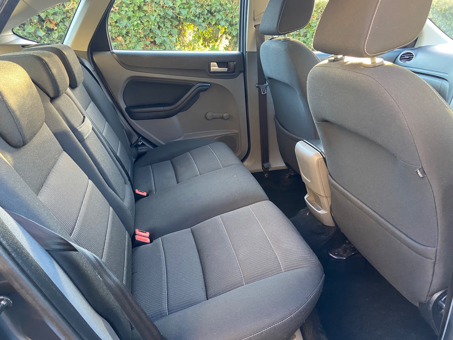 Used Ford Focus 2011 for sale - 76739352: Photo 10