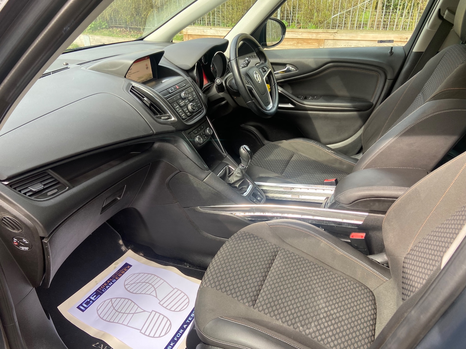 Used Vauxhall Zafira Tourer 2016 for sale - 77413977: Photo 8