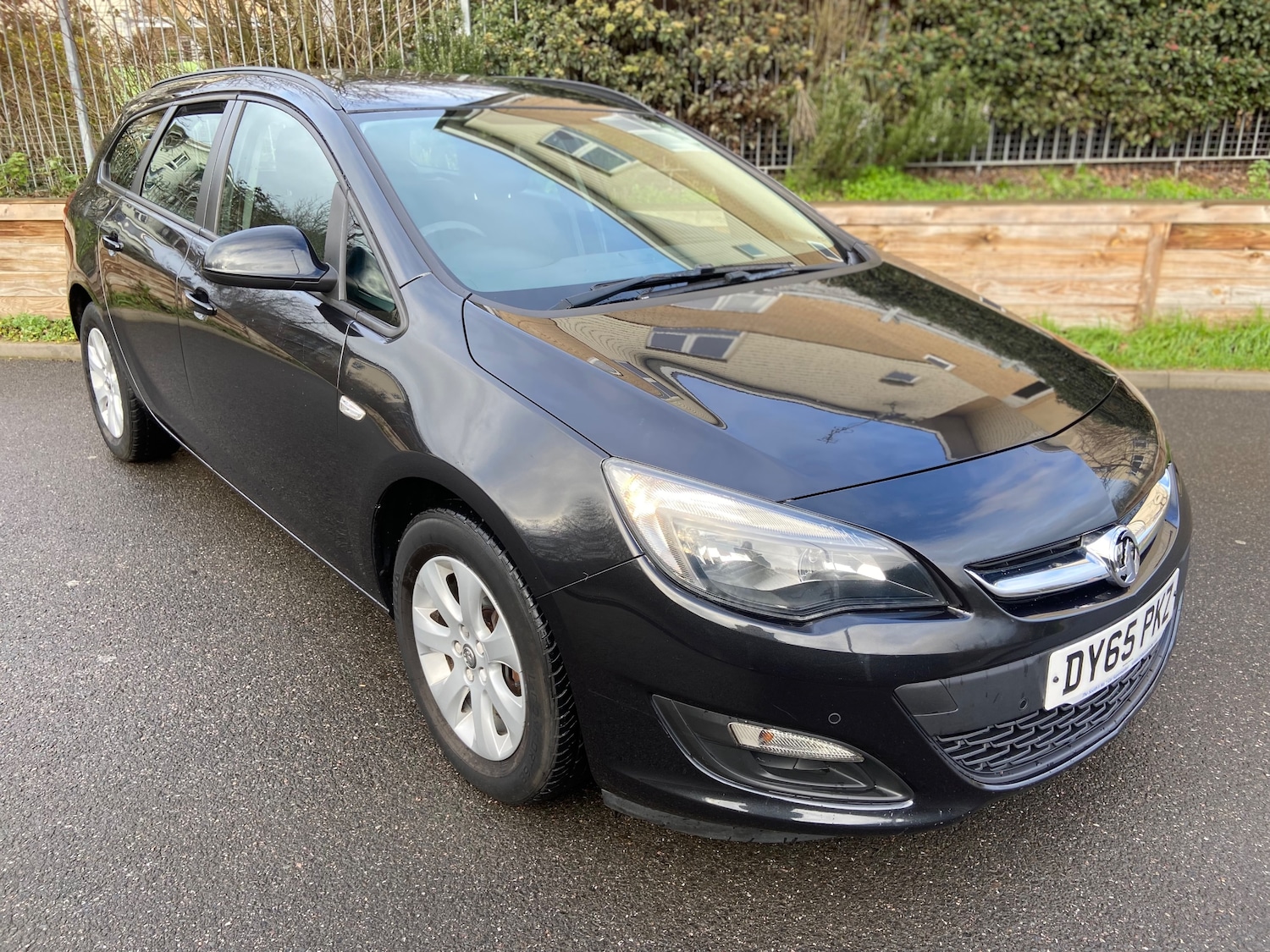 Used Vauxhall Astra 2015 for sale - 77919047: Photo 4