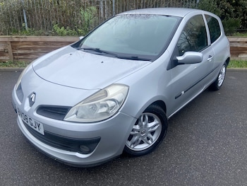 2008 (08) - 1.2 16v Expression Hatchback 3dr Petrol Manual (139 g/km 75 bhp)