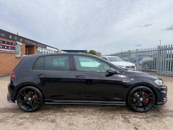 Used Volkswagen Golf 2019 for sale - 79740603: Photo