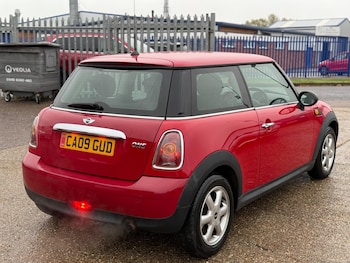 Used MINI Hatch 2009 for sale - 76408539: Photo