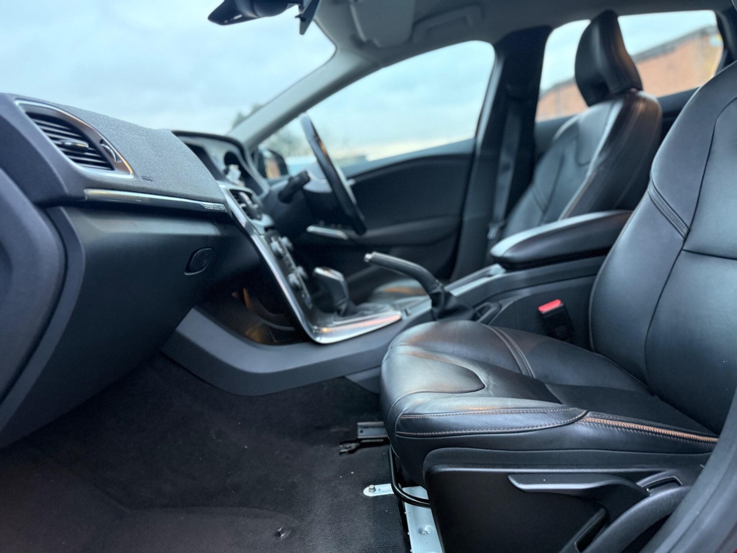 Used Volvo V40 Cross Country 2014 for sale - 77144432: Photo 10