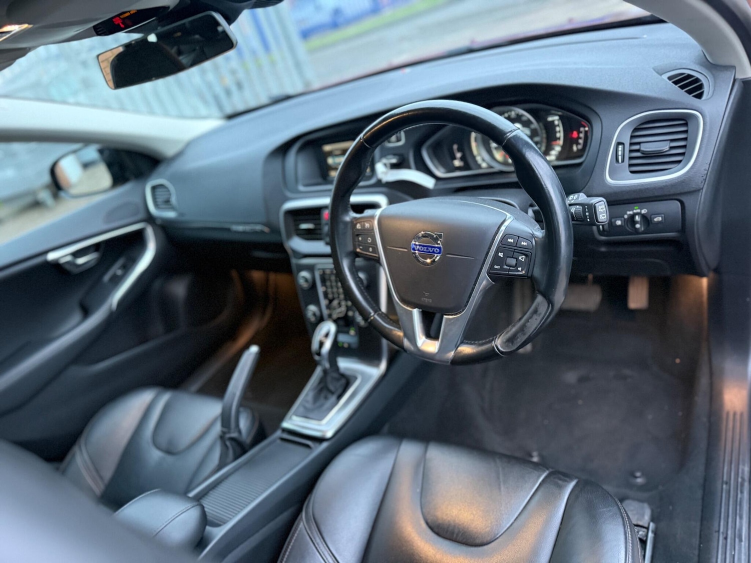 Used Volvo V40 Cross Country 2014 for sale - 77144432: Photo 12