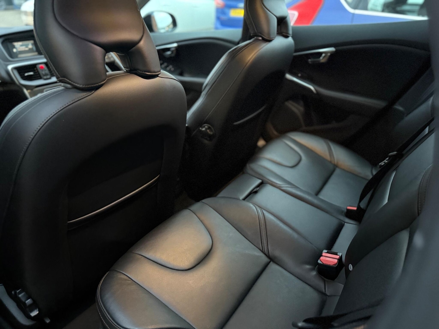 Used Volvo V40 Cross Country 2014 for sale - 77144432: Photo 24