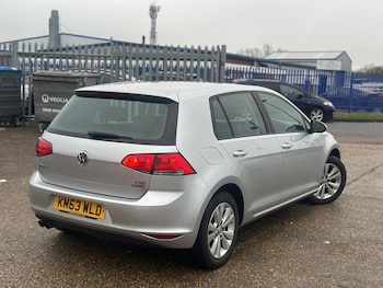 Used Volkswagen Golf 2013 for sale - 77400427: Photo