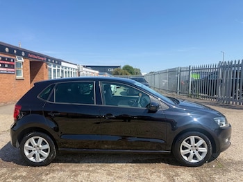 Used Volkswagen Polo 2012 for sale - 79374734: Photo