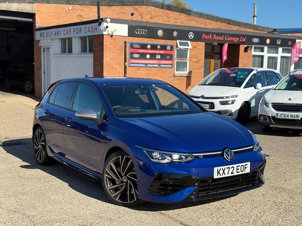Used Volkswagen Golf 2025 for sale - 76189729: Photo 1