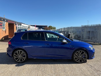 Used Volkswagen Golf 2025 for sale - 76189729: Photo 2