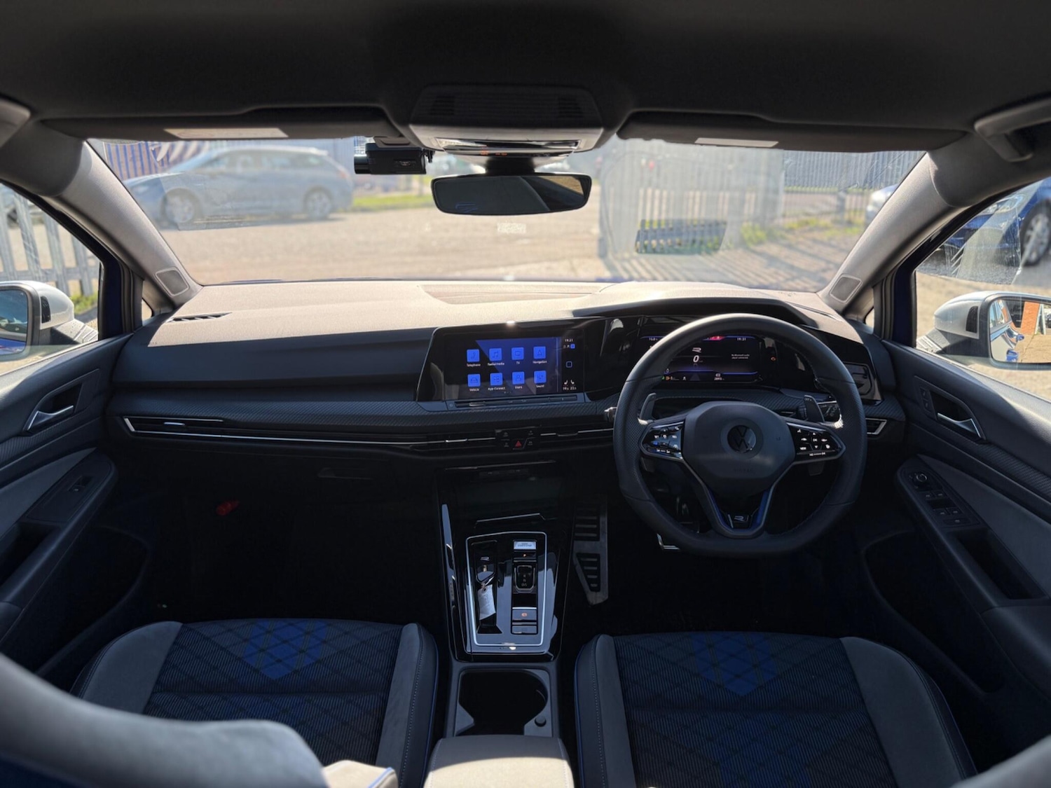 Used Volkswagen Golf 2025 for sale - 76189729: Photo 30