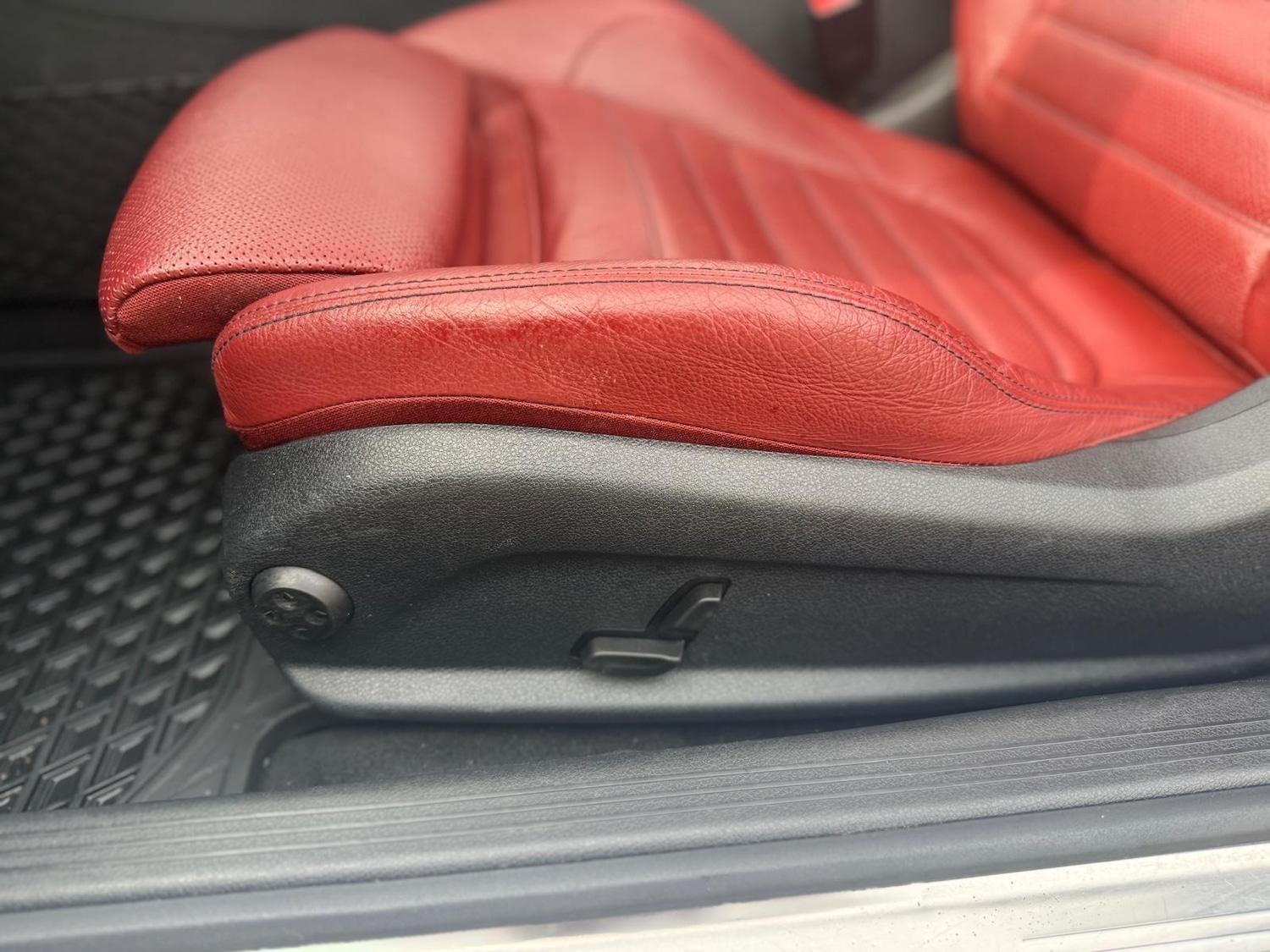 Used Mercedes-Benz C Class 2020 for sale - 78185187: Photo 41