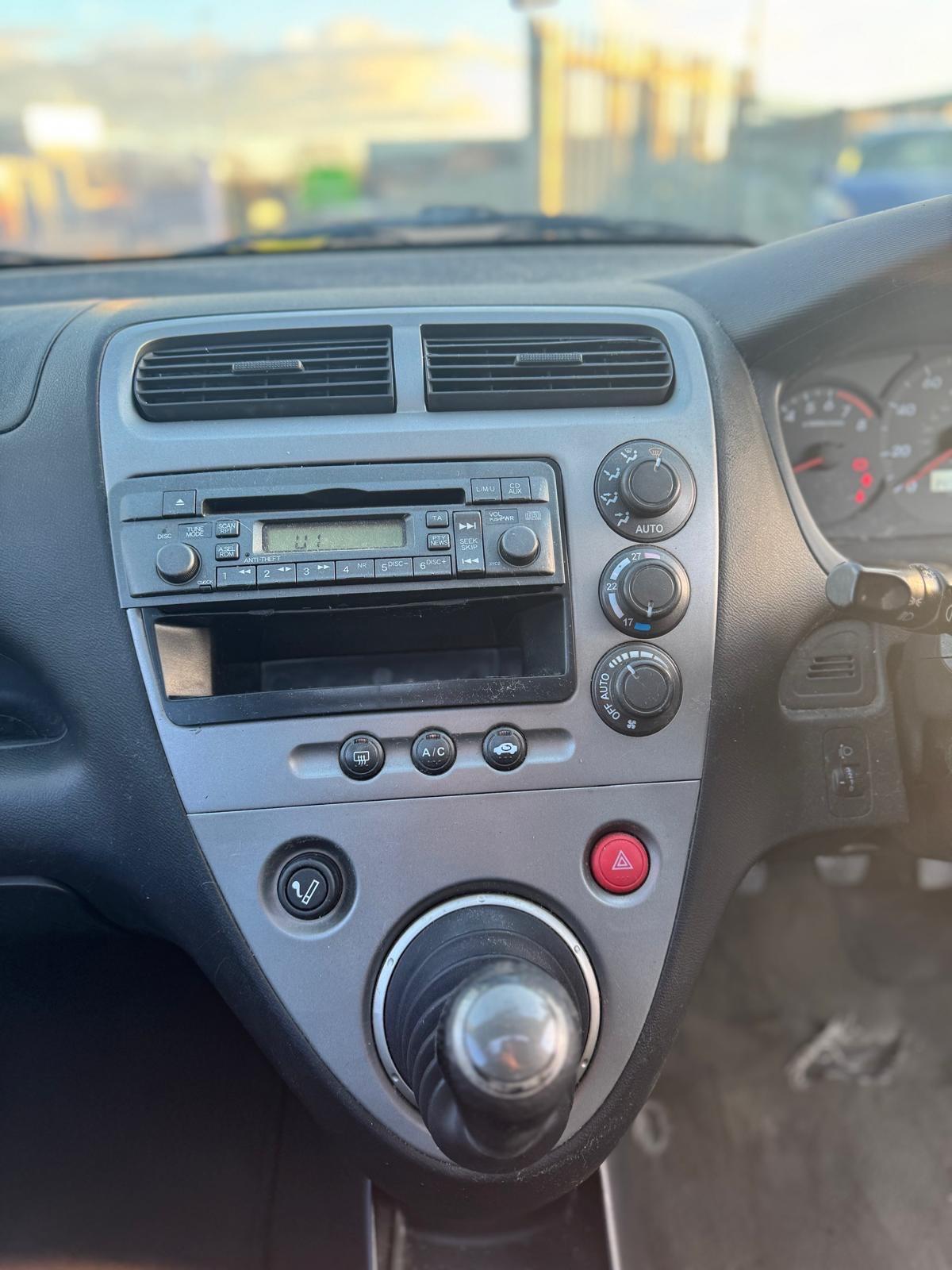 Used Honda Civic 2003 for sale - 76446480: Photo 16