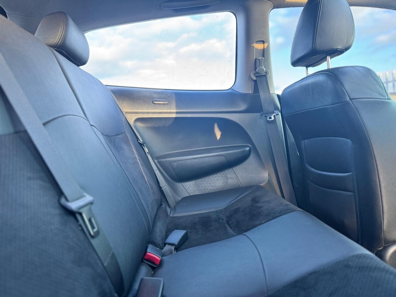 Used Honda Civic 2003 for sale - 76446480: Photo 20