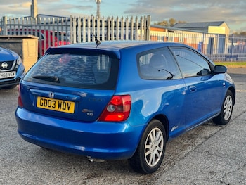 Used Honda Civic 2003 for sale - 76446480: Photo