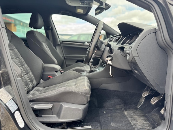 Used Volkswagen Golf 2014 for sale - 75257316: Photo 13