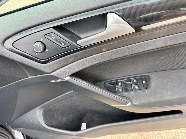 Used Volkswagen Golf 2014 for sale - 75257316: Photo 15