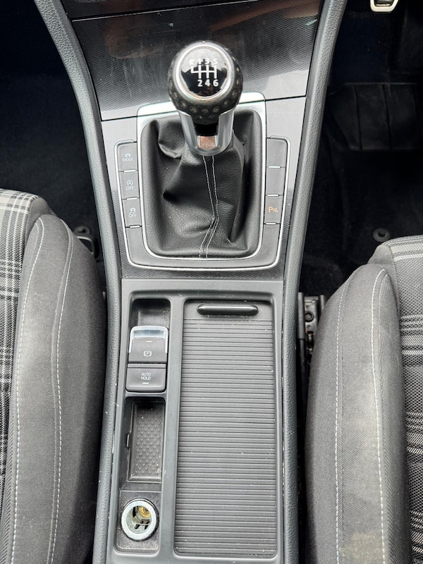 Used Volkswagen Golf 2014 for sale - 75257316: Photo 18