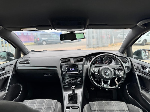 Used Volkswagen Golf 2014 for sale - 75257316: Photo 26