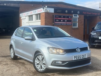Used Volkswagen Polo 2015 for sale - 79401450: Photo