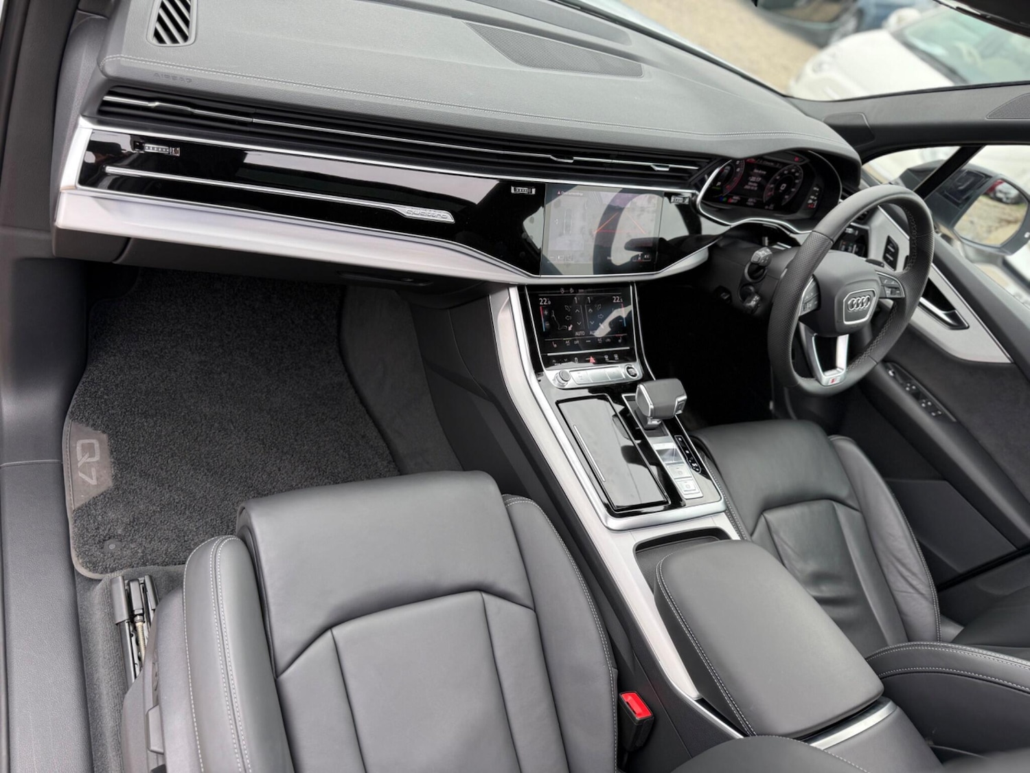 Used Audi Q7 2025 for sale - 76377519: Photo 13