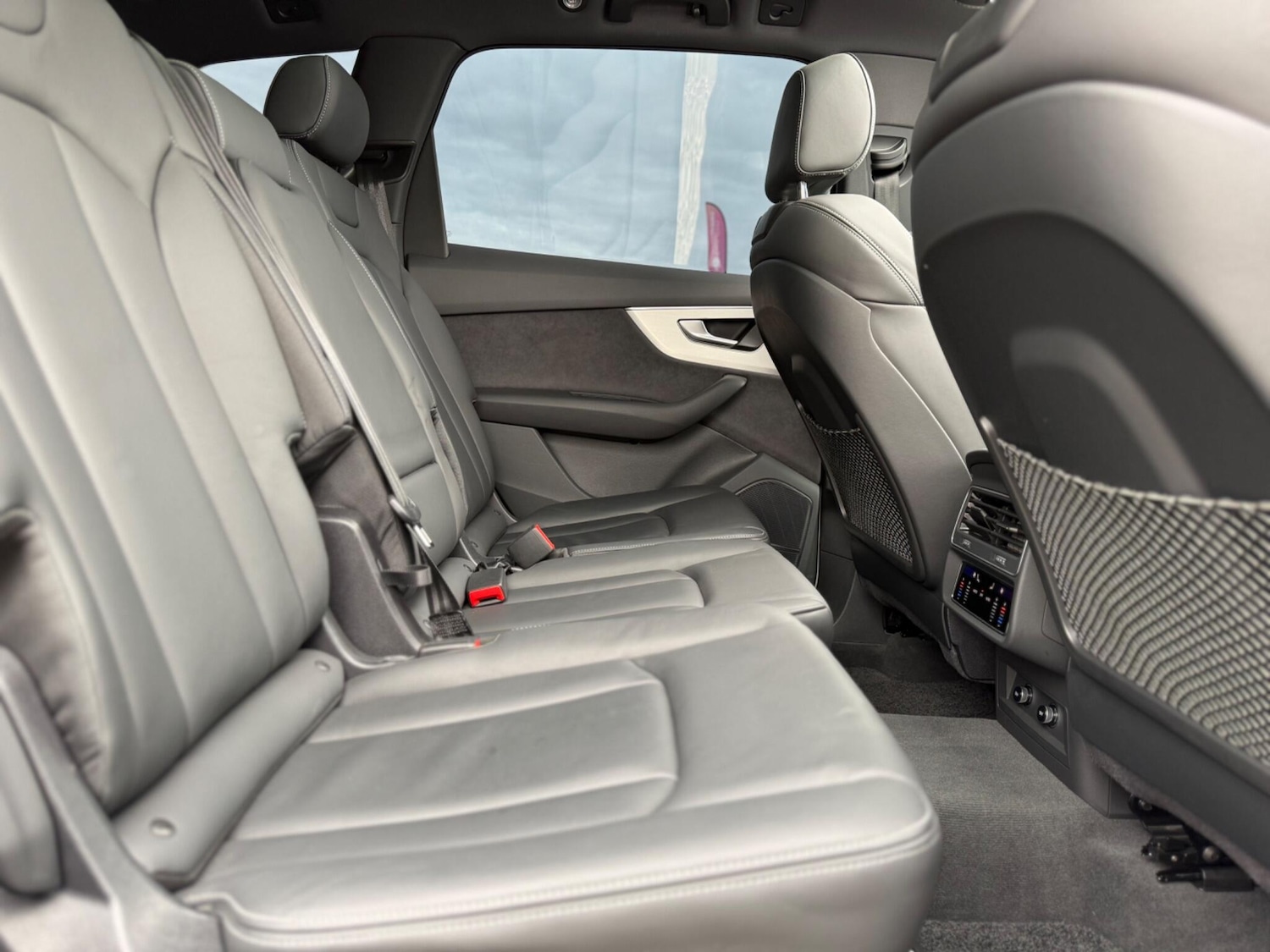 Used Audi Q7 2025 for sale - 76377519: Photo 34