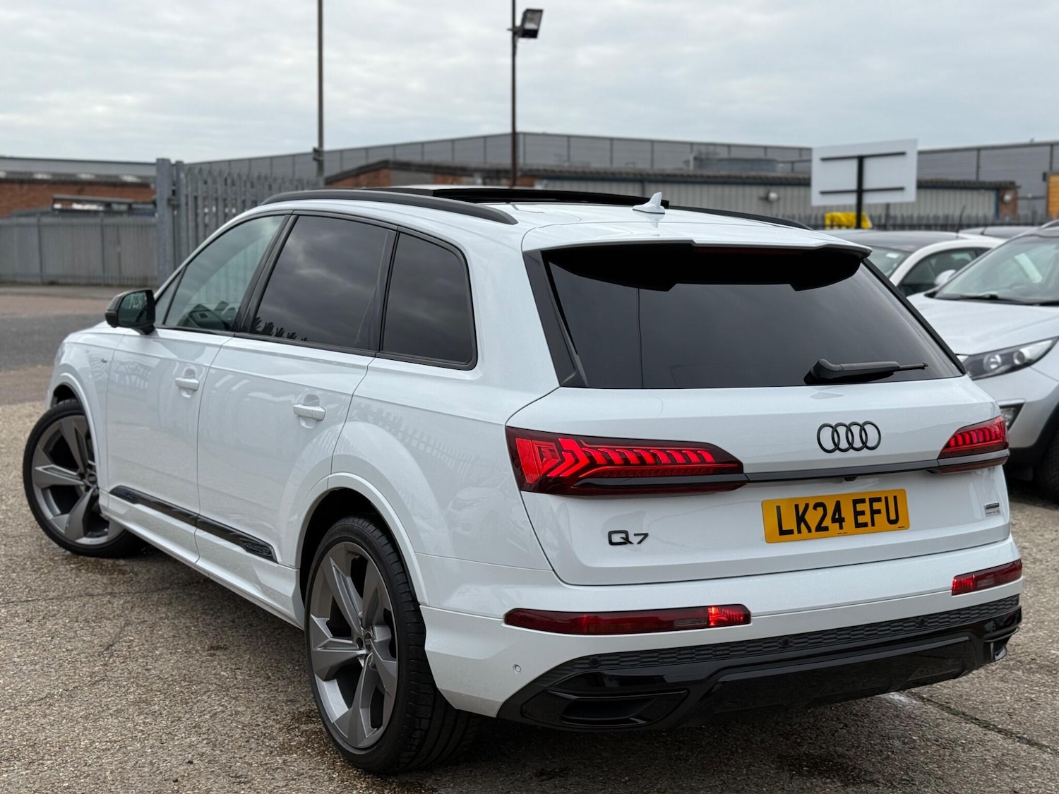Used Audi Q7 2025 for sale - 76377519: Photo 5