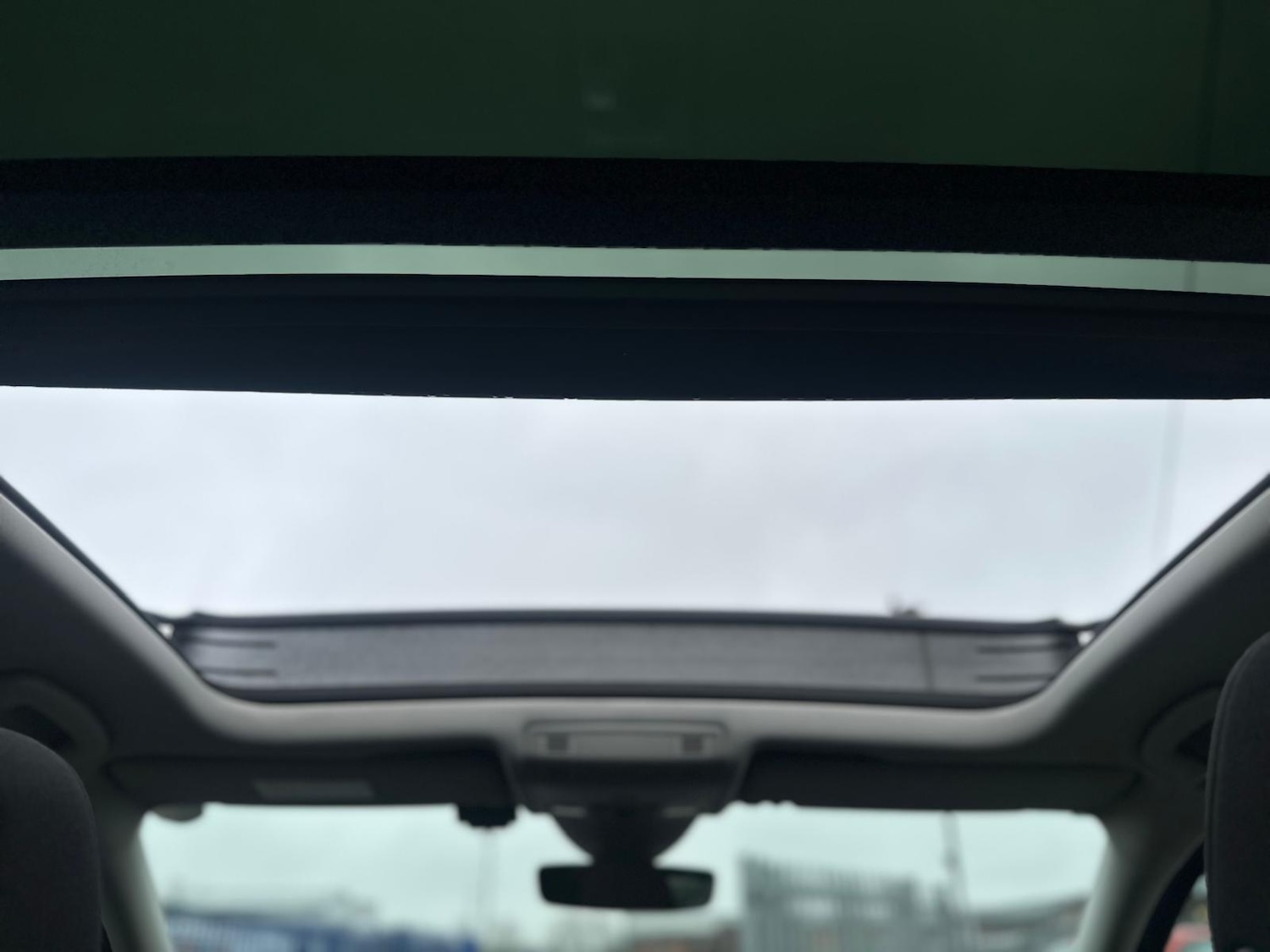 Used Volkswagen Touran for sale - 77611599: Photo 32