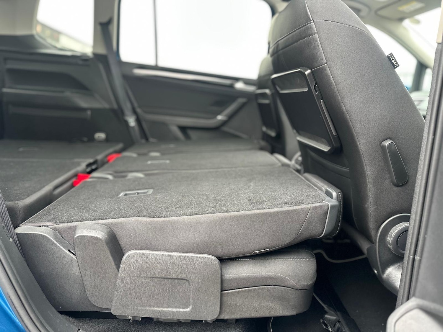 Used Volkswagen Touran for sale - 77611599: Photo 39