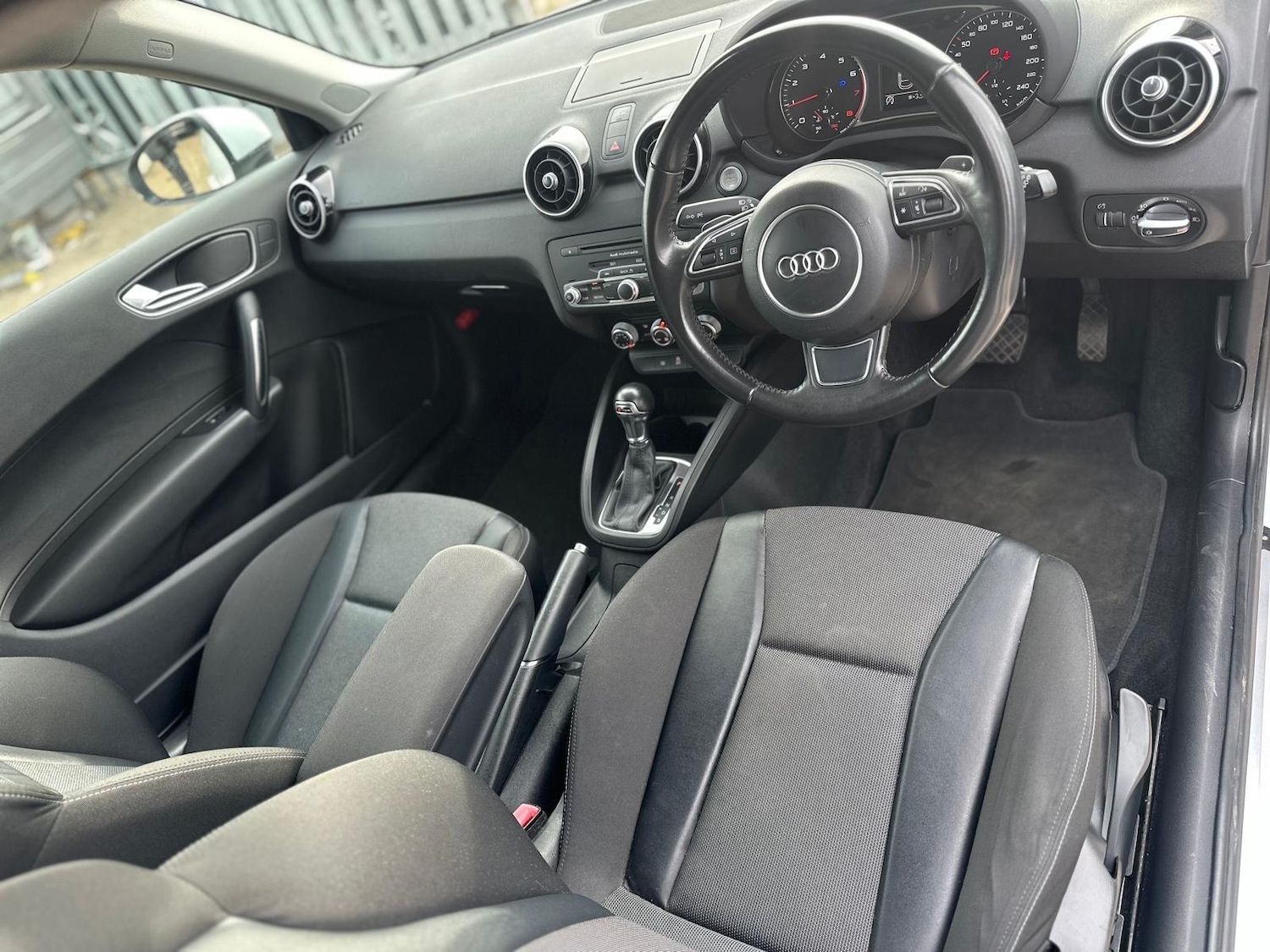 Used Audi A1 for sale - 77598120: Photo 12