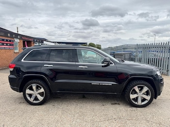 Used Jeep Grand Cherokee 2016 for sale - 75268240: Photo