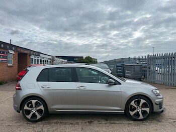 Used Volkswagen Golf 2015 for sale - 78648173: Photo