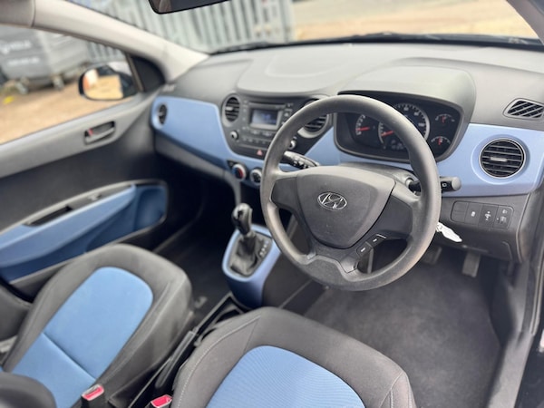 Used Hyundai i10 2014 for sale - 75634903: Photo 12
